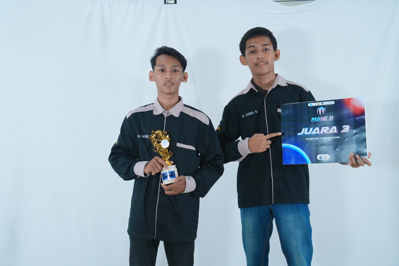 JUARA 3 LOMBA LINE FOLLOWER MAGE 11