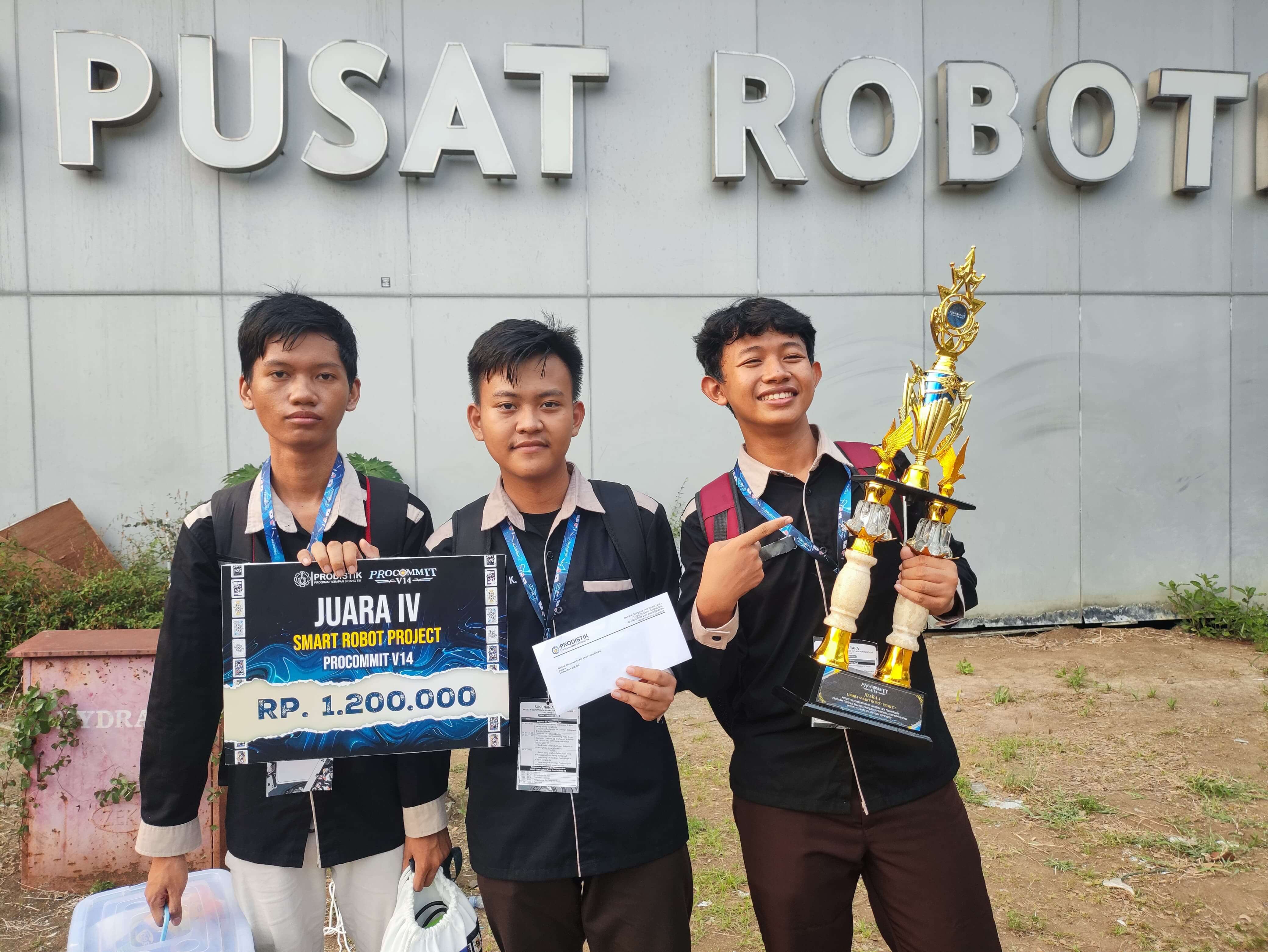 Juara 4 PROCOMMIT V14